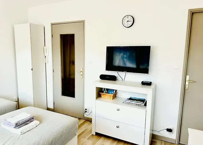 Apartment Le Rev'aix Balcon Et Parking Aix-les-Bains